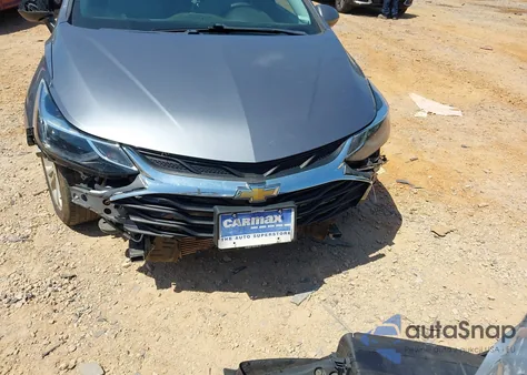 2019 Chevrolet Cruze Lt z USA, uszkodzony, nr VIN 1G1BE5SM1K7124837